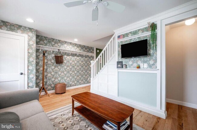 2444 S Oakland St in Arlington, VA - Building Photo - Building Photo