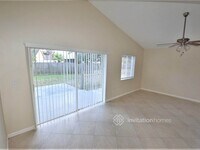 5904 Button Quail Ct in Tampa, FL - Foto de edificio - Building Photo