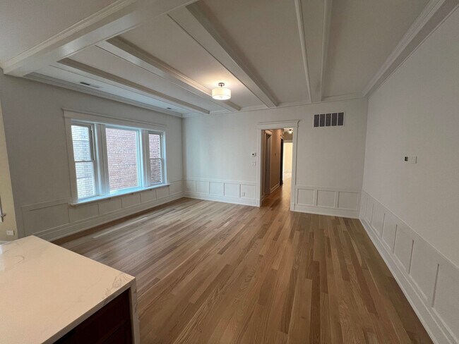 5841 N Kenmore Ave in Chicago, IL - Building Photo - Building Photo