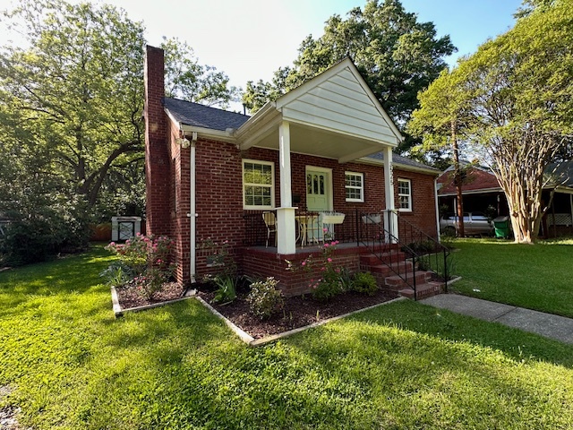 3525 Mathis Dr in Charlotte, NC - Building Photo