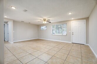 385 Dunwoodie Rd in Orange Park, FL - Building Photo - Building Photo