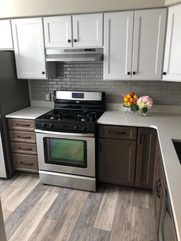 104 Kendall Ln in Bethel Park, PA - Building Photo - Building Photo