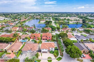 5161 SW 159th Ct in Miami, FL - Building Photo - Building Photo