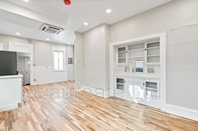 252 Lincoln St, Unit #3 in Denver, CO - Building Photo - Building Photo