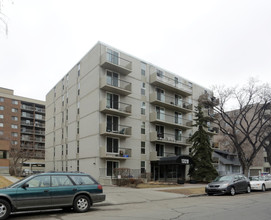 1328 13th Ave SW in Calgary, AB - Building Photo - Building Photo