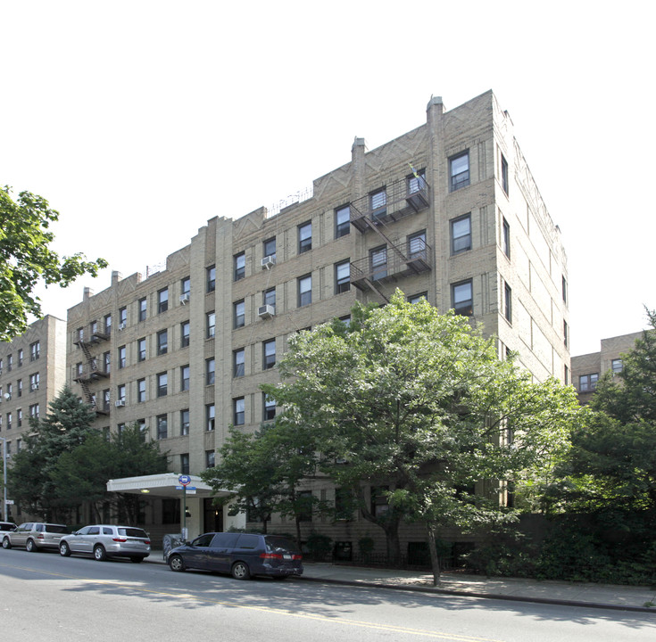 1035 Washington Ave in Brooklyn, NY - Building Photo