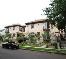 1027 W Angeleno Ave Apartments