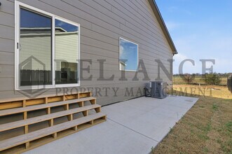 5263 N Pinecrest Ct in Bel Aire, KS - Building Photo - Building Photo