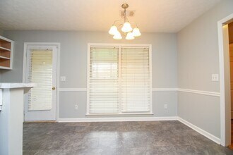 7116 Vinings Ct in Columbus, GA - Building Photo - Building Photo