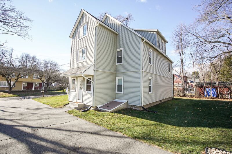 41 Ley St in Agawam, MA - Building Photo