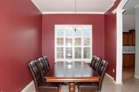 8214 Malin Ct photo'