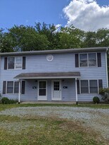 105 Starlite Dr in Carrboro, NC - Building Photo