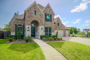 17010 Harper's Way in Conroe, TX - Building Photo