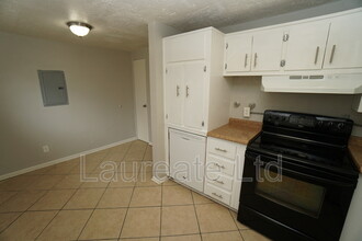 673 Miller Ct in Lakewood, CO - Foto de edificio - Building Photo