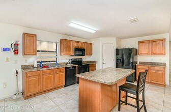 4540 Millicent Cir, Unit 647-1 in Melbourne, FL - Building Photo - Building Photo