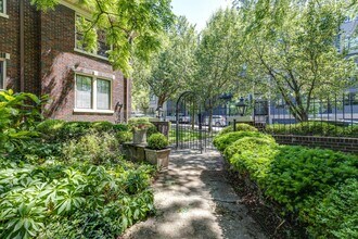 1711 18th Ave S in Nashville, TN - Building Photo - Building Photo