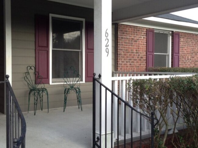 629 Torhunta Dr in Hope Mills, NC - Building Photo - Building Photo