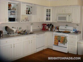 23 Ransom Rd, Unit 2 in Boston, MA - Building Photo - Building Photo