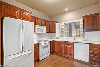 6576 Steeple Ridge in Clarkston, MI - Building Photo - Building Photo