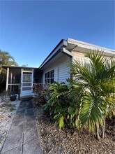 12781 Spencer St in Ft. Myers, FL - Building Photo - Building Photo