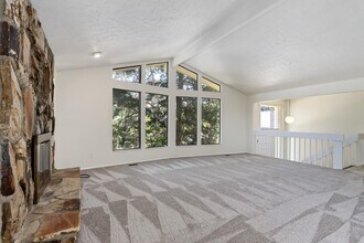 3072 Danforth Dr in Salt Lake City, UT - Building Photo - Building Photo