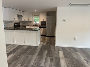 17 Eastbrook Ln in Newton, NJ - Foto de edificio - Building Photo