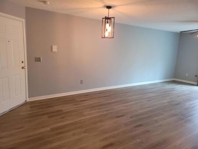 property at 1612 Ashley Ct