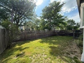 68 Fairmont St, Unit 1 in Arlington, MA - Building Photo - Building Photo
