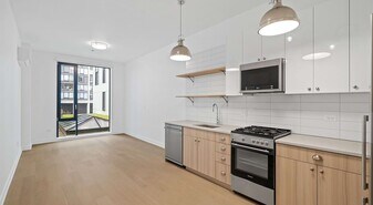 5430 N Sheridan Rd, Unit 417 in Chicago, IL - Building Photo