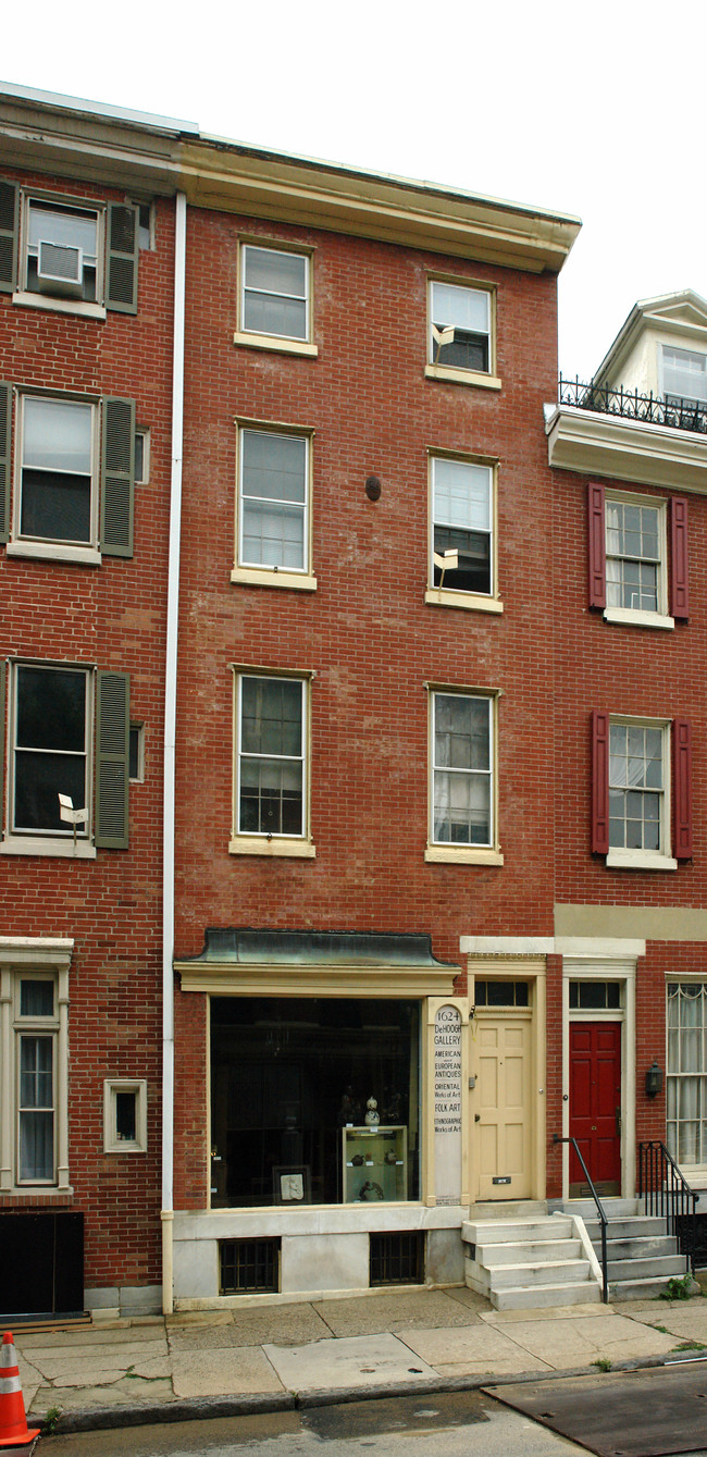 1624 Pine St in Philadelphia, PA - Building Photo - Building Photo