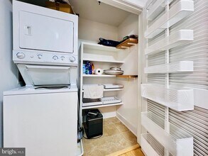 1108 Columbia Rd NW in Washington, DC - Building Photo - Building Photo