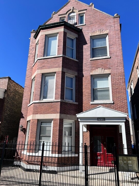 2518 S St Louis Ave in Chicago, IL - Building Photo