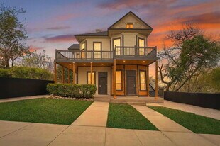 413 Nopal St in San Antonio, TX - Building Photo
