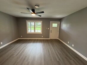 3620 SW Cerro Vista St in Huntsville, AL - Building Photo - Building Photo