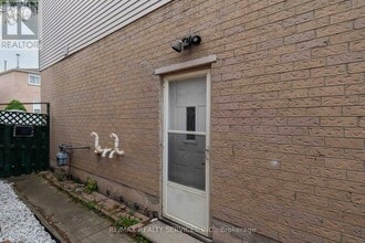 4354 Waterford Crescent in Mississauga, ON - Building Photo - Building Photo