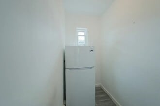 38 Jefferson St, Unit 1 in Cambridge, MA - Building Photo - Building Photo