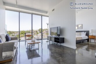 1115 W Sunset Blvd in Los Angeles, CA - Building Photo - Building Photo