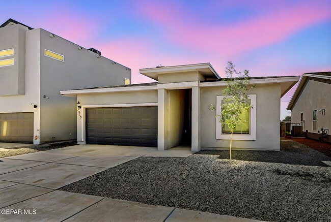 5913 Ruidoso Downs St in El Paso, TX - Building Photo - Building Photo