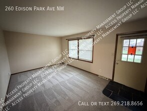 260 Edison Park Ave NW in Grand Rapids, MI - Building Photo - Building Photo