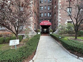 312 Main St in White Plains, NY - Building Photo