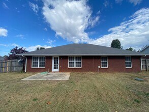 208 Glen Meadows Ln in Harvest, AL - Building Photo - Building Photo