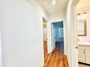 2932 Allred St in Lakewood, CA - Foto de edificio - Building Photo
