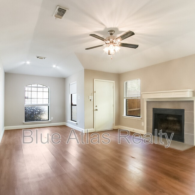 2024 Wesley Dr in Arlington, TX - Building Photo - Building Photo