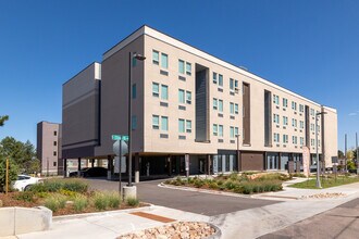 Sable Station in Aurora, CO - Foto de edificio - Building Photo