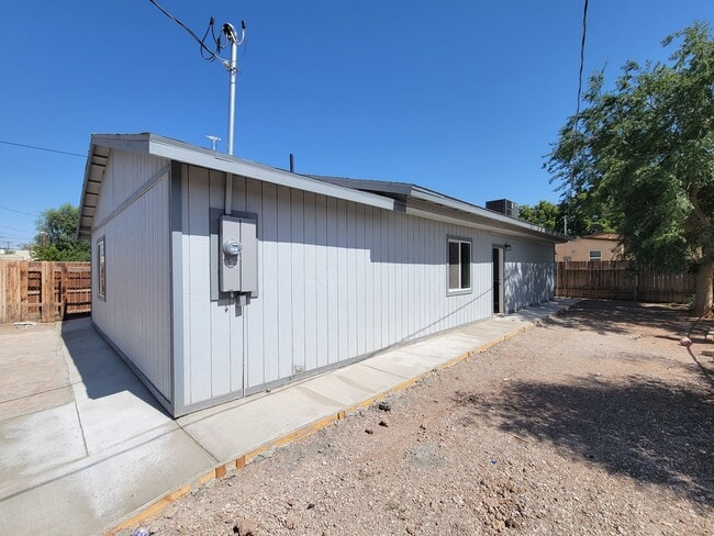 property at 957 K St
