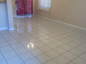 1239 Brown Dr in Laredo, TX - Building Photo - Building Photo