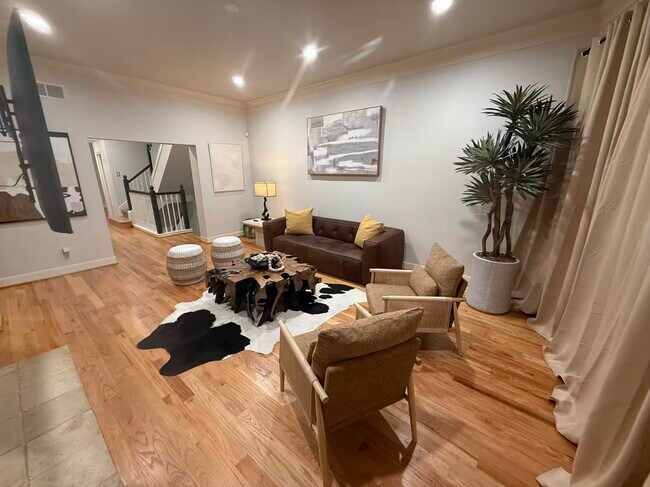 property at 2201 Crocker St
