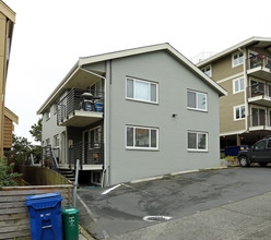 2818 NW 56th St in Seattle, WA - Building Photo - Building Photo