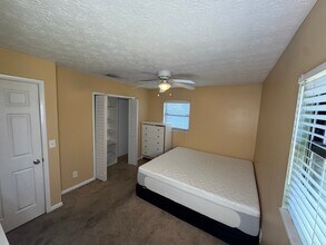 8229 Frost St N in Jacksonville, FL - Building Photo - Building Photo