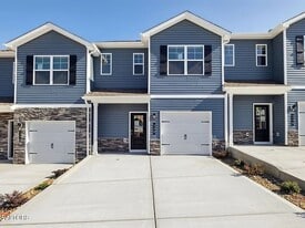 120 Jace Wy in Sevierville, TN - Building Photo